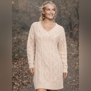 POL Chunky Cable Knit Sweater Dress Cream Oversized Cozy Long Sleeve Boho